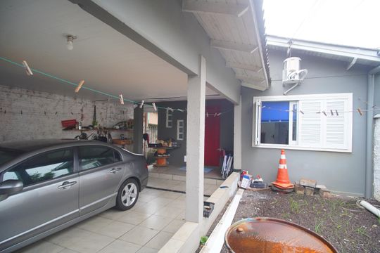 garagem de casa para alugar com 3 quartos, 130m² em Feitoria, São Leopoldo