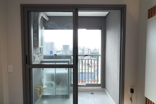 Sacada de apartamento à venda com 2 quartos, 50m² em Quarta Parada, São Paulo