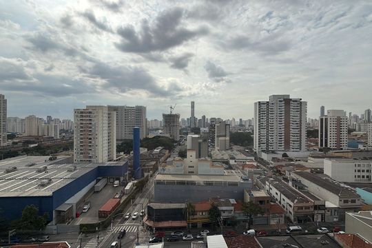 Sacada de apartamento para alugar com 2 quartos, 50m² em Quarta Parada, São Paulo