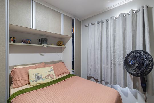 Quarto 2 de apartamento para alugar com 2 quartos, 46m² em Vila Talarico, São Paulo