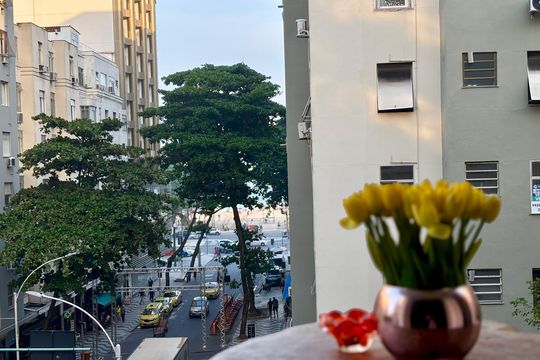 Varanda da Sala - vista livre de apartamento à venda com 4 quartos, 157m² em Copacabana, Rio de Janeiro