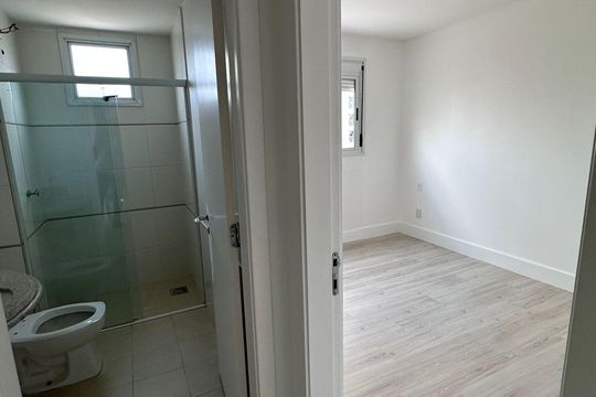 Apartamento para alugar com 3 quartos, 170m² em Osvaldo Rezende, Uberlândia