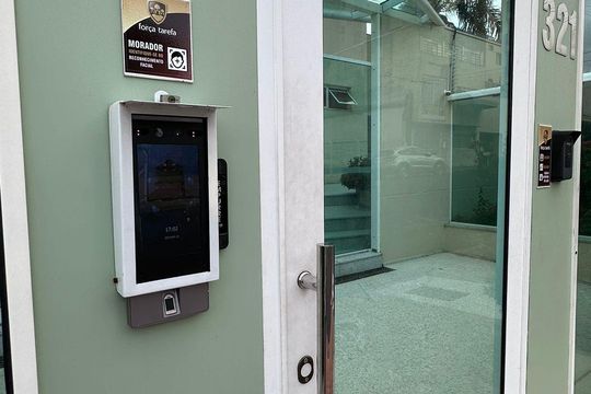 Apartamento para alugar com 3 quartos, 170m² em Osvaldo Rezende, Uberlândia