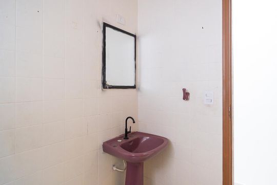 Banheiro de casa à venda com 2 quartos, 150m² em Vila Vivaldi, São Bernardo do Campo