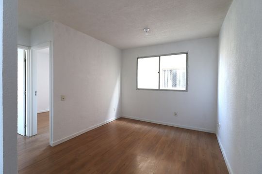 Sala de apartamento à venda com 2 quartos, 40m² em Sarandi, Porto Alegre