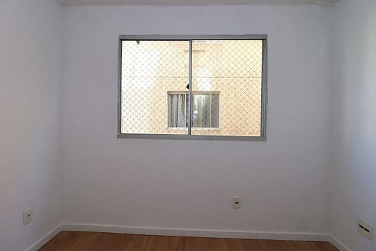 Janela da Sala de apartamento à venda com 2 quartos, 40m² em Sarandi, Porto Alegre