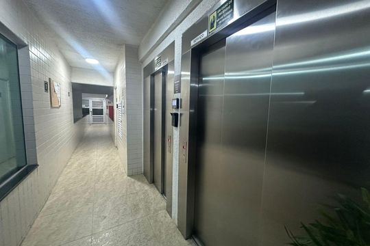 Área comum de apartamento para alugar com 2 quartos, 59m² em Vila Voturuá, São Vicente
