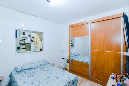 Quarto 1 de casa à venda com 2 quartos, 330m² em Vila Galvão, Guarulhos