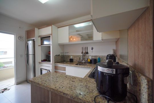 Cozinha de apartamento para alugar com 2 quartos, 65m² em Ingleses do Rio Vermelho, Florianópolis