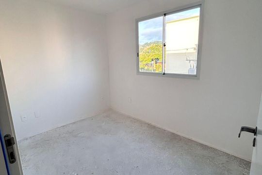Quarto de apartamento para alugar com 2 quartos, 42m² em Campo Novo, Porto Alegre