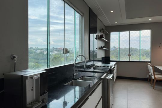 Cozinha de casa de condomínio para alugar com 5 quartos, 600m² em  Parque Residencial Mirante do Vale, Jacareí