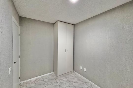 Quarto 2 de apartamento à venda com 2 quartos, 43m² em Vargem Pequena, Rio de Janeiro