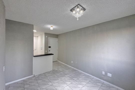 Sala de apartamento à venda com 2 quartos, 43m² em Vargem Pequena, Rio de Janeiro