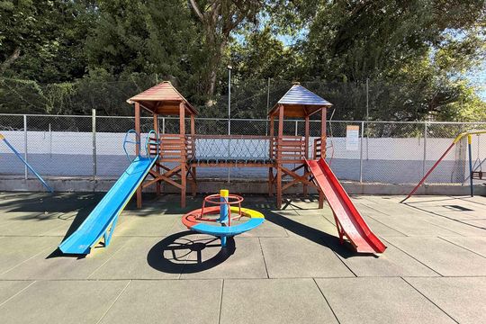 Área comum - Playground de apartamento para alugar com 2 quartos, 64m² em Jardim Sabará, Porto Alegre