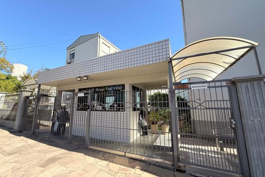 Fachada de apartamento para alugar com 2 quartos, 64m² em Jardim Sabará, Porto Alegre