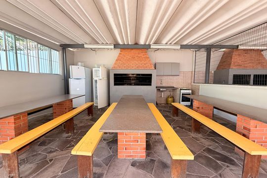 Área comum - Churrasqueira de apartamento para alugar com 2 quartos, 64m² em Jardim Sabará, Porto Alegre