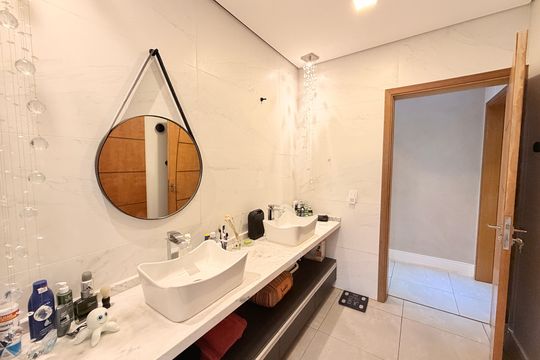 Casa de Condomínio à venda com 3 quartos, 1000m² em Caxambu, Jundiaí