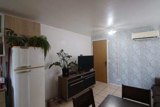 Sala de apartamento para alugar com 2 quartos, 47m² em Mato Grande, Canoas
