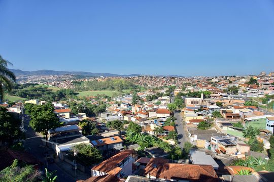 Área Externa - Vista de casa à venda com 2 quartos, 150m² em Gameleira, Belo Horizonte