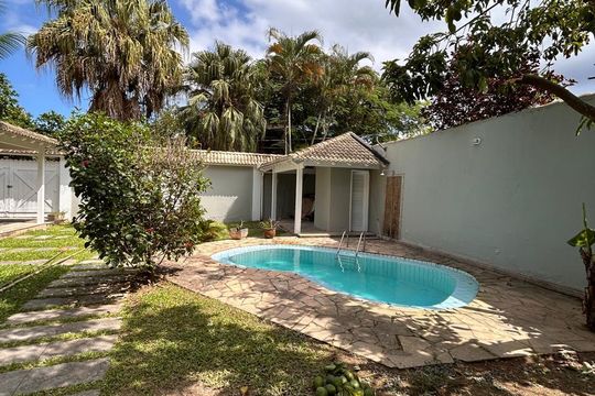 Casa de Condomínio à venda com 3 quartos, 250m² em Vargem Grande, Rio de Janeiro