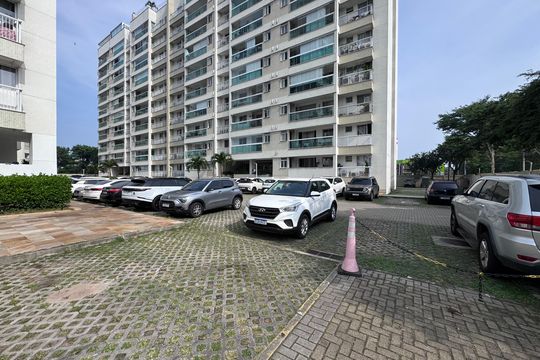 Fachada de apartamento para alugar com 2 quartos, 86m² em Recreio dos Bandeirantes, Rio de Janeiro