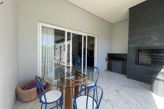 Casa à venda com 3 quartos, 138m² em Canudos, Novo Hamburgo
