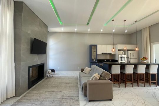 Casa à venda com 3 quartos, 138m² em Canudos, Novo Hamburgo