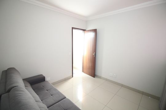 Quarto 2 de apartamento à venda com 3 quartos, 63m² em Novo Eldorado, Contagem