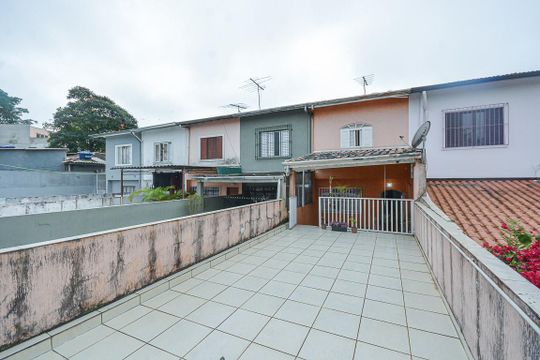 Casa à venda com 3 quartos, 162m² em Rio Bonito, São Paulo