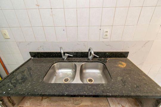 Cozinha de apartamento à venda com 2 quartos, 52m² em Colégio, Rio de Janeiro
