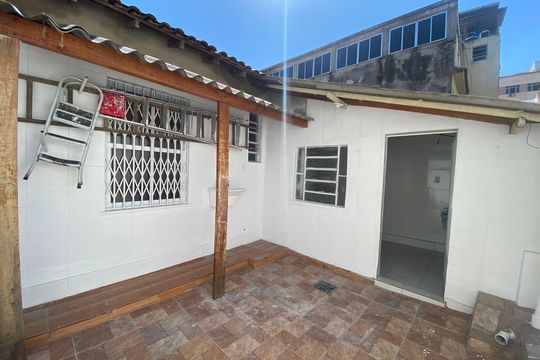 Área Externa de casa para alugar com 2 quartos, 84m² em Todos Os Santos, Rio de Janeiro