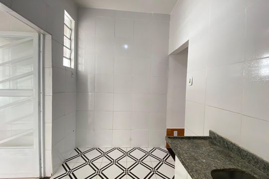Cozinha de casa para alugar com 2 quartos, 84m² em Todos Os Santos, Rio de Janeiro