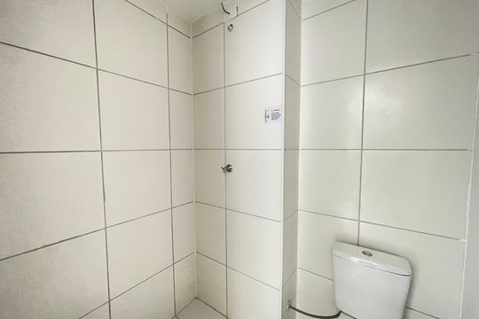 Banheiro de apartamento à venda com 2 quartos, 35m² em Jaguaré, São Paulo