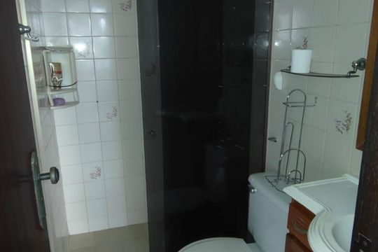 Banheiro de apartamento à venda com 3 quartos, 76m² em Engenho de Dentro, Rio de Janeiro