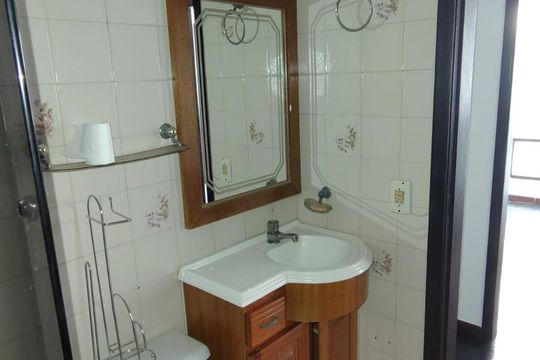 Banheiro de apartamento à venda com 3 quartos, 76m² em Engenho de Dentro, Rio de Janeiro