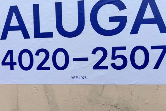 Fachada de casa para alugar com 2 quartos, 80m² em Jardim Campinas, São Paulo