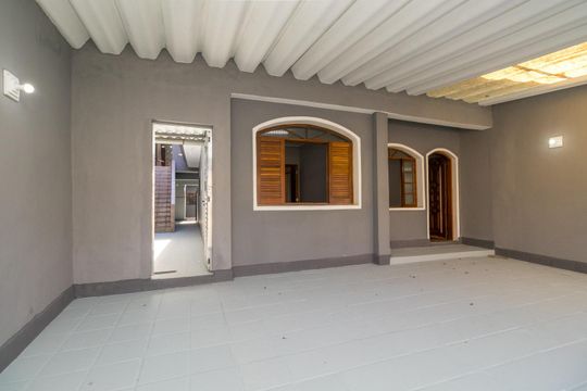 Garagem de casa para alugar com 4 quartos, 300m² em São Mateus, São Paulo