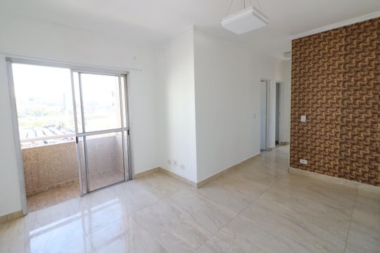 Apartamento à venda com 3 quartos, 67m² em São Pedro, Osasco