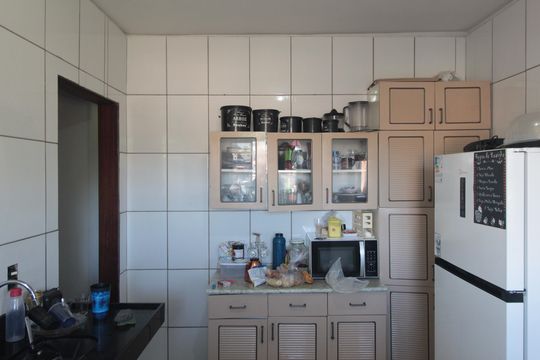 Cozinha e Área de Serviço de casa à venda com 2 quartos, 87m² em Jaqueline, Belo Horizonte