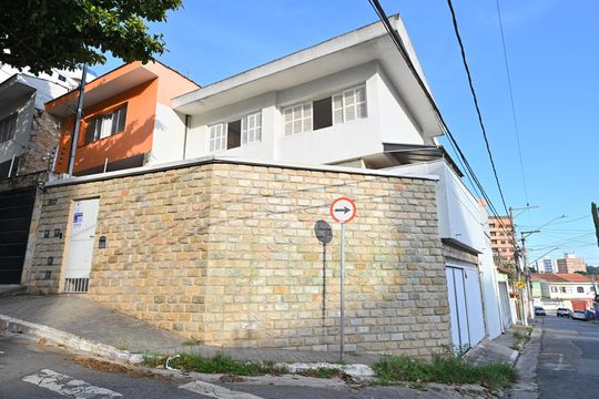 Fachada de casa à venda com 3 quartos, 212m² em Vila da Saúde, São Paulo