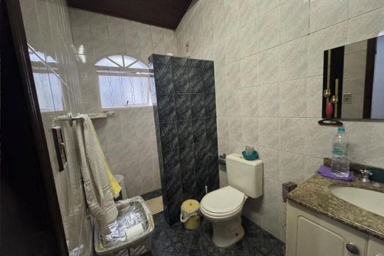 Banheiro da Suíte de casa à venda com 2 quartos, 133m² em Cidade São Francisco, São Paulo