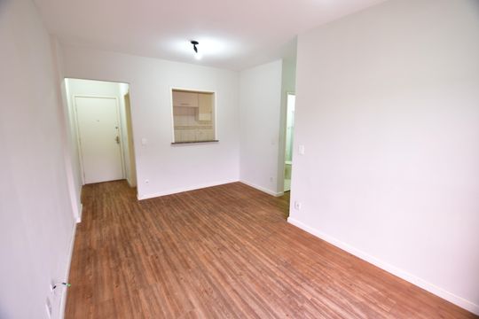 Sala de apartamento à venda com 3 quartos, 75m² em Vila Guararapes, Campinas