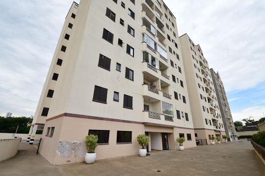 Fachada do bloco de apartamento para alugar com 3 quartos, 75m² em Vila Guararapes, Campinas