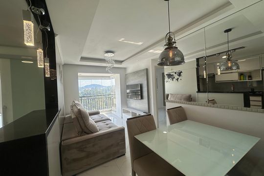 Sala de apartamento à venda com 2 quartos, 71m² em Alphaville Residencial Um, Barueri