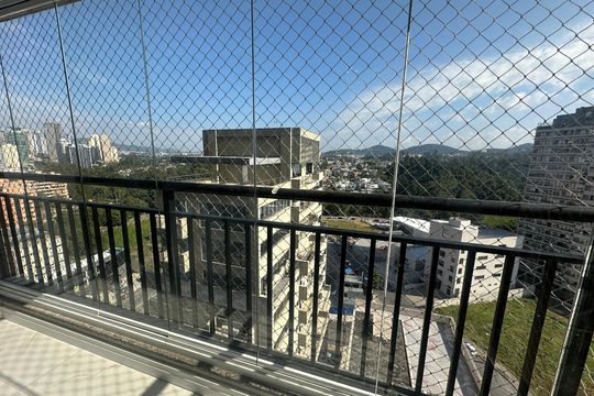 Varanda da Sala de apartamento à venda com 2 quartos, 71m² em Alphaville Residencial Um, Barueri