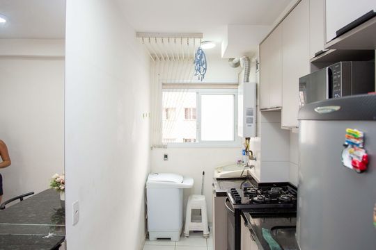 Cozinha de apartamento à venda com 2 quartos, 48m² em Campanário, Diadema