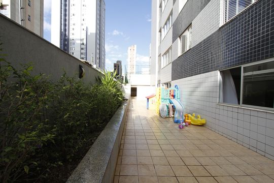 Área comum - Playground de apartamento à venda com 4 quartos, 140m² em Centro, Belo Horizonte