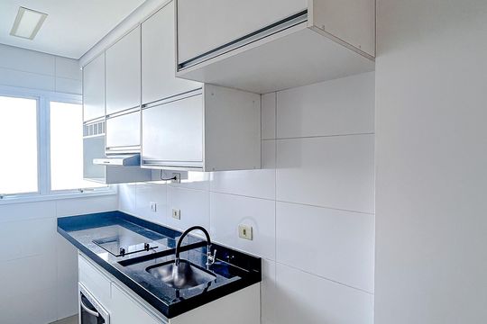 Cozinha de apartamento para alugar com 1 quarto, 37m² em Penha de França, São Paulo