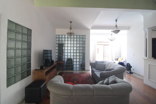 Sala de casa para alugar com 5 quartos, 367m² em Interlagos, São Paulo