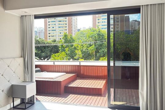 Sala/Quarto de apartamento à venda com 1 quarto, 57m² em Petrópolis, Porto Alegre